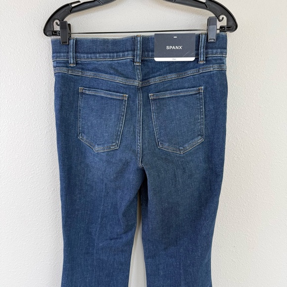 New SPANX EveryWear Flare Jean Authentic Blue NWT Business Casual Women’s Medium - Picture 10 of 14